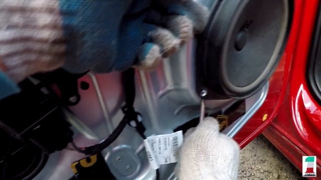 Аудиоподготовка дверей Alfa Romeo Giulietta (Джульетта)