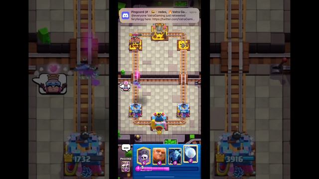 JOGUEI CONTRA O MOHAMED LIGHT NO CLASH ROYALE смотреть онлайн