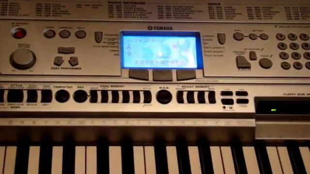 YAMAHA PSR 450 (Небольшой музончик от меня)Собственное сочинение! смотреть онлайн