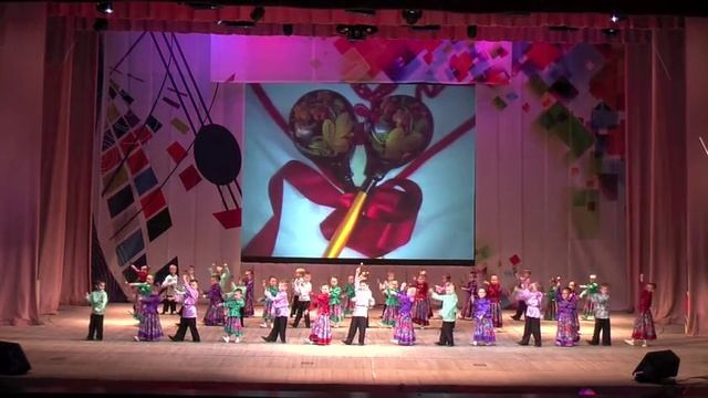 Танец с ложками смотреть онлайн