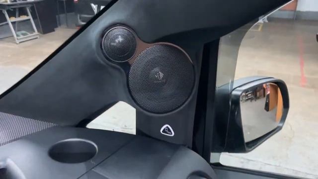 Автозвук для Mercedes Benz Vito W447