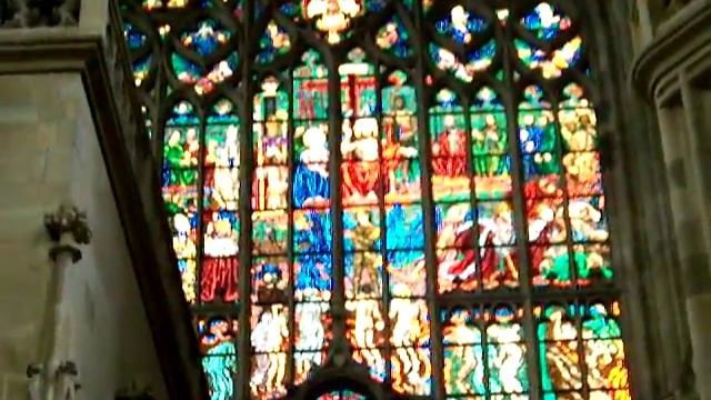 Inside St Vitus Cathedral смотреть онлайн