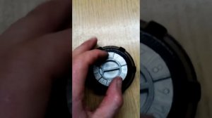 Крышка бака с кодом,как работает