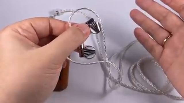 FiiO FD5 dynamic driver earphones review смотреть онлайн