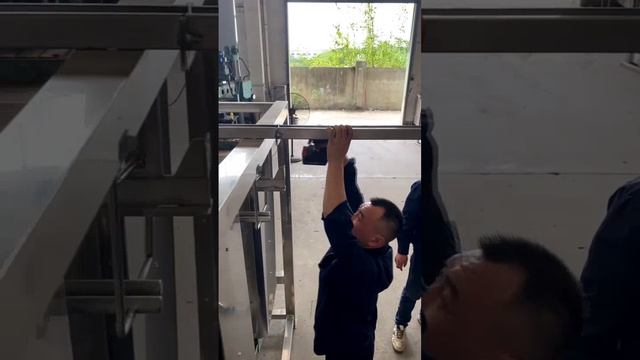 How to set up Eruis integrated equipment for chicken slaughtering смотреть онлайн