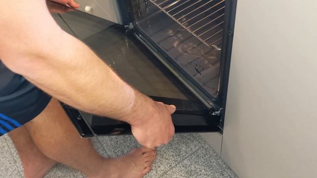 How to Remove whirlpool Oven Door with no tools смотреть онлайн