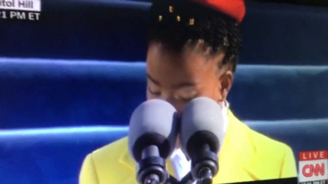 Amanda Gorman | National Youth Poet Laureate - The Inauguration of Joe Biden смотреть онлайн
