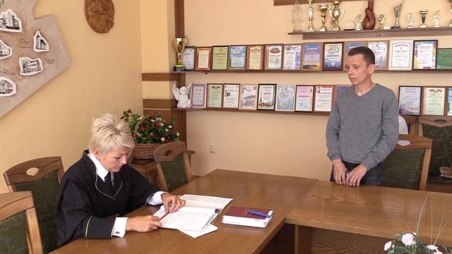 Штраф за деятельность без официальной регистрации. Суд над таксистом-нелегалом смотреть онлайн