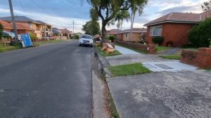 ОбАлДеЛа ! Нашла на улице и забрала ! Не свалка,а винтажный магазин .Обзор находок.Элла Австралия