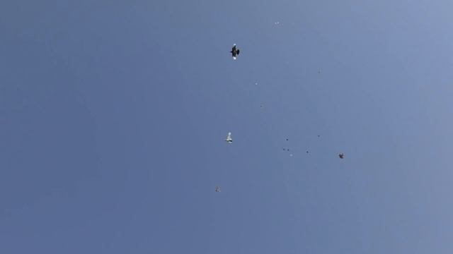 Белые голуби 20 шт командировка(сложнее)White pigeons 20 pcs business trip (more difficult) смотреть онлайн