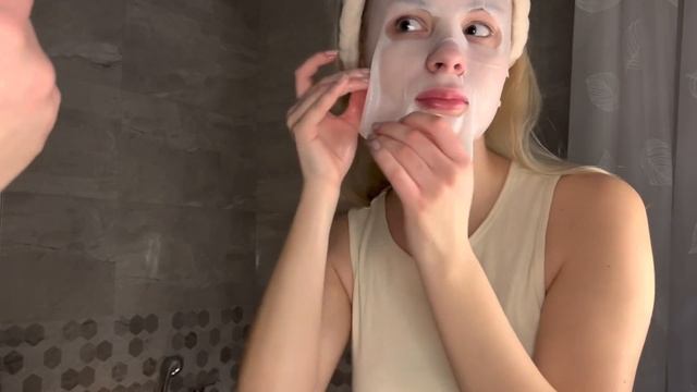 ВЕЧЕРНИЙ УХОД ЗА СОБОЙ. Уход за кожей лица, увлажнение и питание кожи, спокойная атмосфера смотреть онлайн