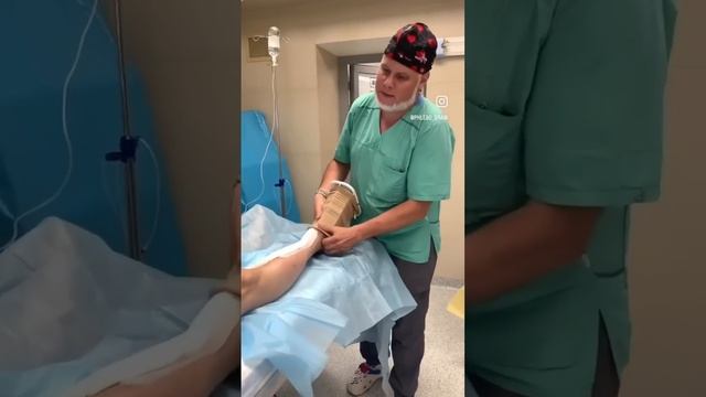 Как легко надеть компрессионные чулки. Устройство для надевания! #компрессионныйтрикотаж смотреть онлайн