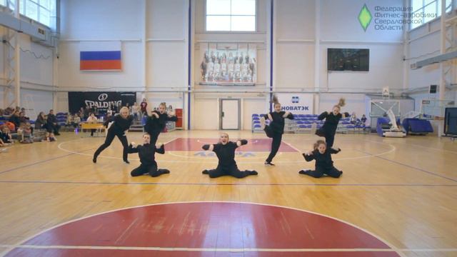 12 Stardust смотреть онлайн