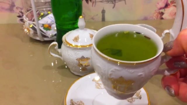 СОРОК ЛЕТ НАЗАД ЕГО МАМА ПРИВЕЗЛА И ЦЕЛЕХОНЬКИЙ. смотреть онлайн