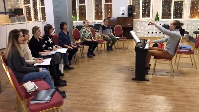 Хоровое пение для взрослых в школе Екатерины Заборонок смотреть онлайн