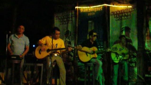 Ricky Pineda on the guitar as popularized by Earl Klugh смотреть онлайн