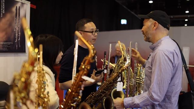 How Much for a Saxophone with MY Logo? | MusikMesse 2019 смотреть онлайн