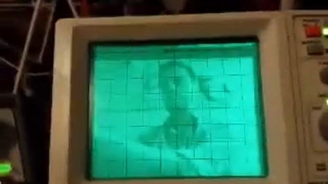 Video on oscilloscope смотреть онлайн