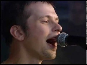 НАШЕСТВИЕ 2002: Пилот - Кеды со звездами