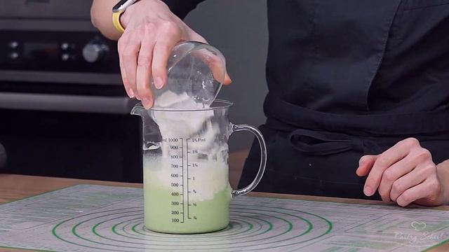 ЗЕЛЕНЫЕ БЛИНЧИКИ СО ШПИНАТОМ смотреть онлайн