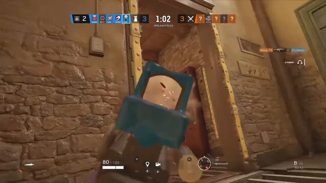 Сколько зарабатывает переворачиватель пингвинов?R6 смотреть онлайн