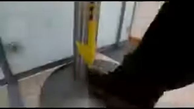 New hands-free sanitisation stations, from Exact Medical смотреть онлайн