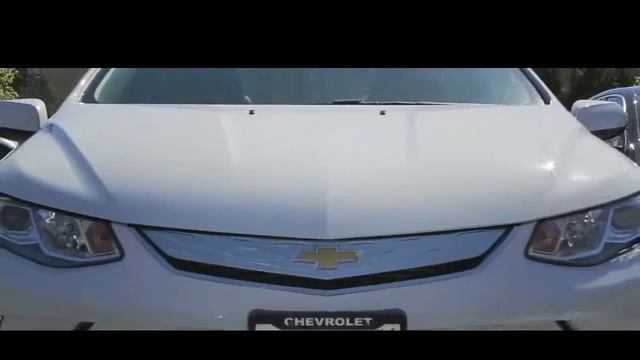 2017 Chevy Volt walk around смотреть онлайн