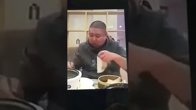 Китайцы едят пельмени смотреть онлайн