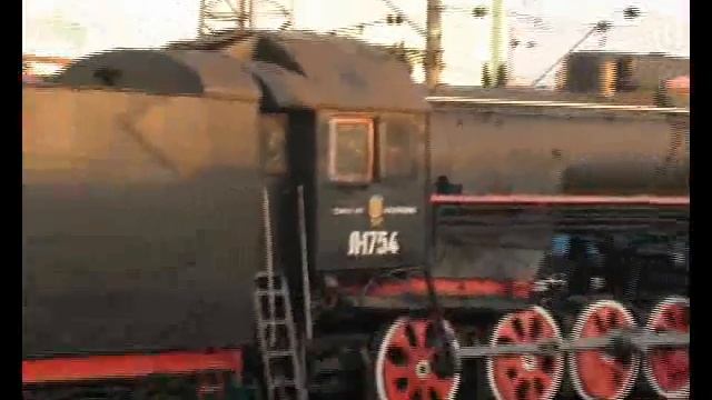 Ride by suburban train from Moskva Kazanskaya to Perovo смотреть онлайн