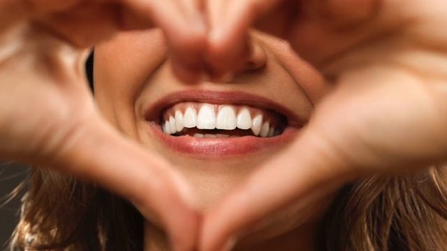 " СЛЁЗЫ, СЛЁЗЫ" стихотворение, Елена Мутовкина ( Давыденко). смотреть онлайн