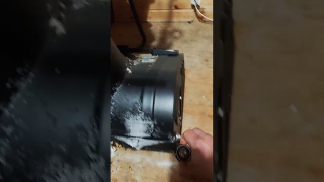 Замена фрикционного диска в снегоуборочной машине HUTER смотреть онлайн