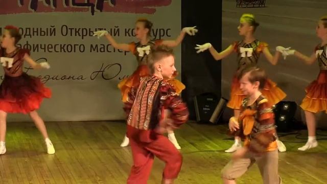 "Распетушились" - фрагмент танца смотреть онлайн