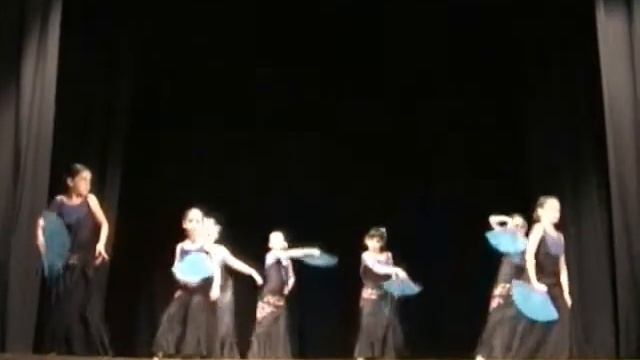 ESCUELA DE DANZA "ALMUDENA BONILLA "CALONGE смотреть онлайн
