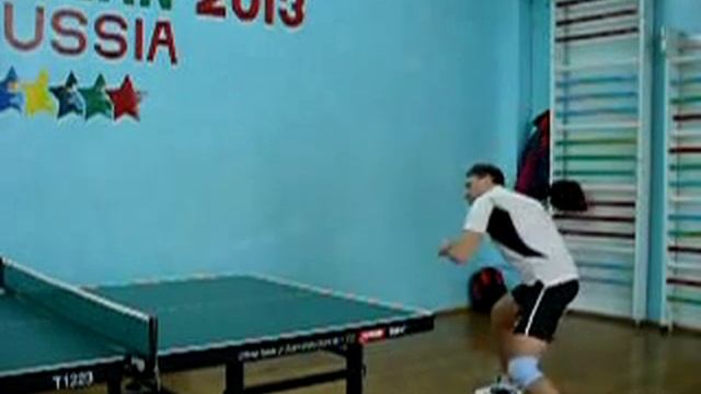 Топспин справа по линии.avi смотреть онлайн