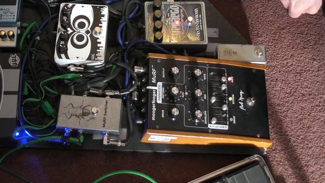 Tour of my 'Extension' pedalboard or 'how to do interesting drones with a SuperEgo pedal' смотреть онлайн