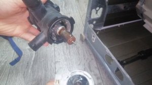 BOSCH не сливает. Замена сливного насоса(помпы)