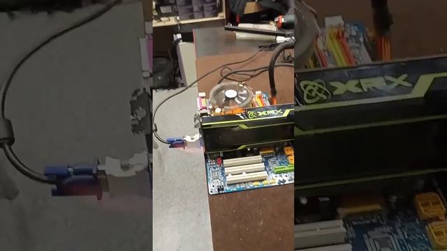 Возгорание видеокарты! Экстремальный разгон GTX 260 смотреть онлайн