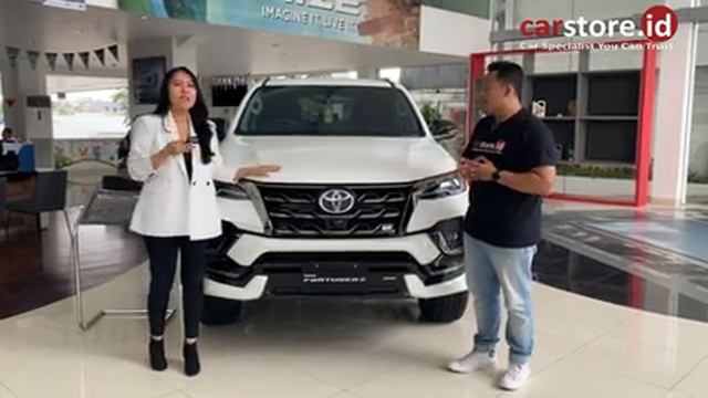Versus⁉️ Review Innova V Bensin vs Fortuner GR Sport Promo Awal Tahun смотреть онлайн