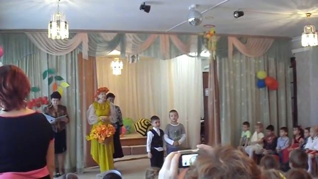 Праздник Осени в "Жемчужинке". Заключительный утренник, 1 часть. смотреть онлайн