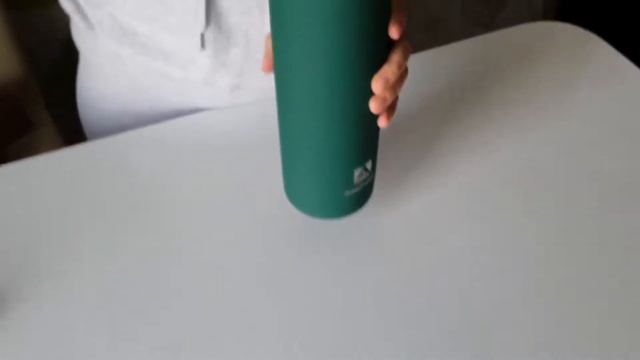 Обзор на термос Арктика от Лаборатории Касперского.