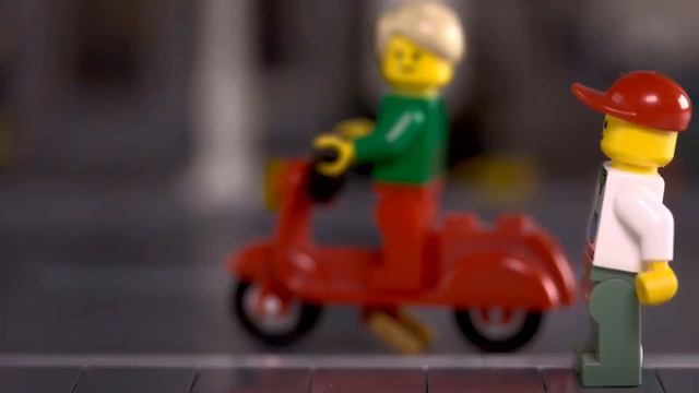 (Fast) Moped Driver | LEGO Stop Motion смотреть онлайн