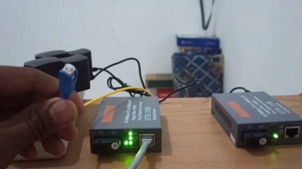 CARA MENGGUNAKAN MEDIA CONVERTER FIBER OPTIK II HTB Net LINK 3100