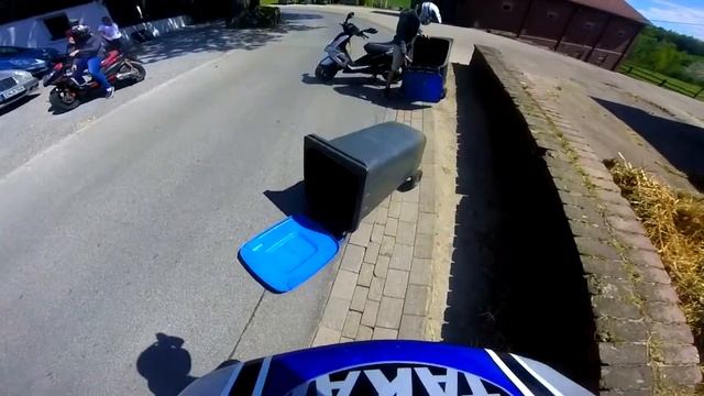 Peugeot Speedfight 2 UnfallCrash  Rollerunfall
