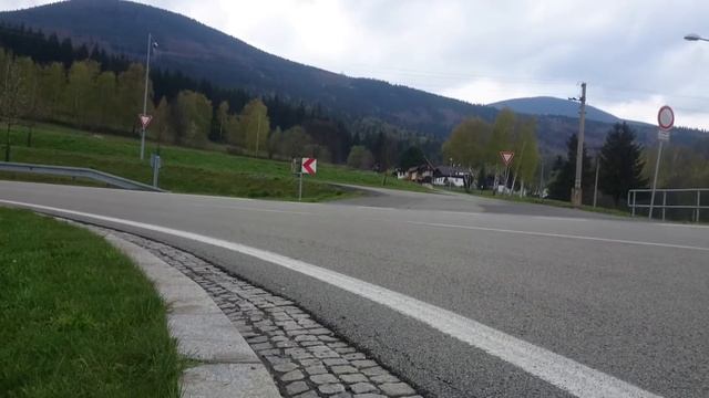 Honda CBR 600 F2 knee down slow motion смотреть онлайн