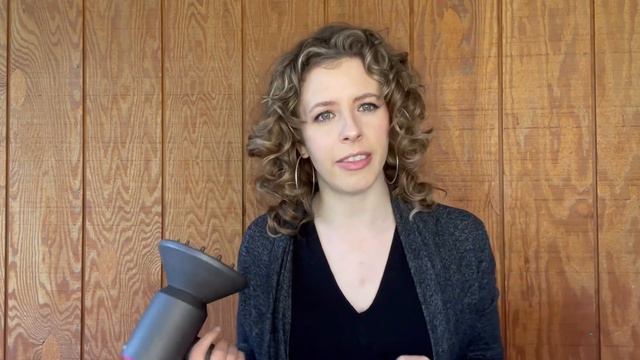 Is the DYSON SUPERSONIC HAIR DRYER Worth the HUGE Price Tag For Curly Hair?? смотреть онлайн