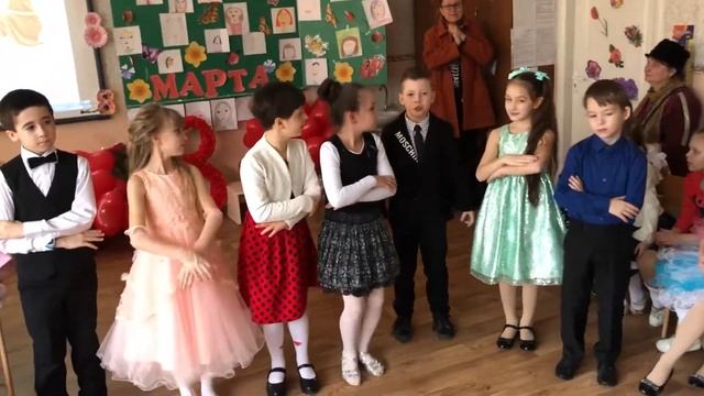 Утренник 8 марта частушки 1 -а класс гимназия 1 керчь смотреть онлайн