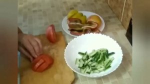 Запеканка из паутинки и мясного фарша.