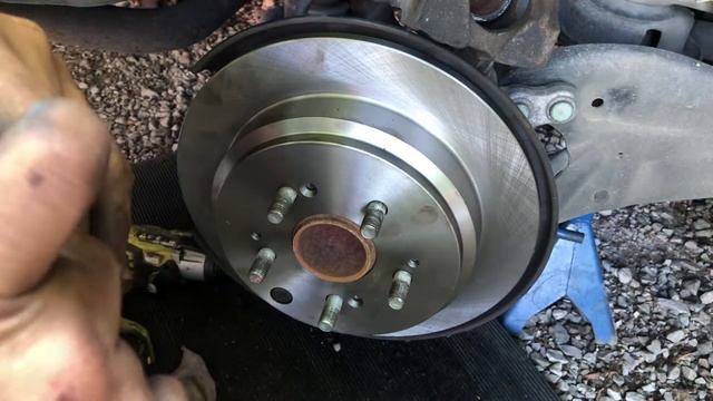 Nuevos discos y pastillas traseras 2005 Honda Odyssey смотреть онлайн