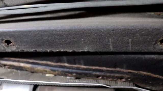 Mercedes-Benz W211 (Мерседес-Бенц E-Класс W211) и BMW E39 (БМВ Е39) : Пескоструй и обработка днища смотреть онлайн