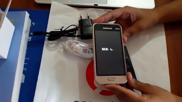 Unboxing Samsung Galaxy J1 Mini Prime - 2017 Model